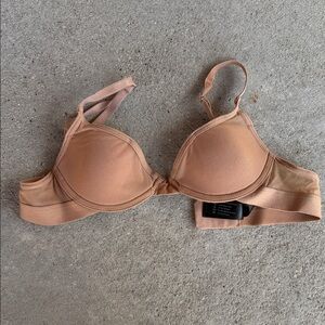 Pepper Bra Size 34AA Convertible mesh nude tan like new NWOT classic all you